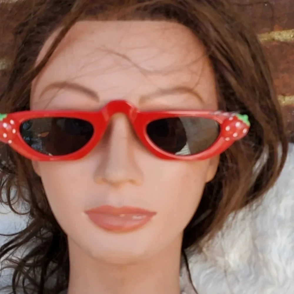 RDolls Kill Red Librarian style  sunglasses NEW‎